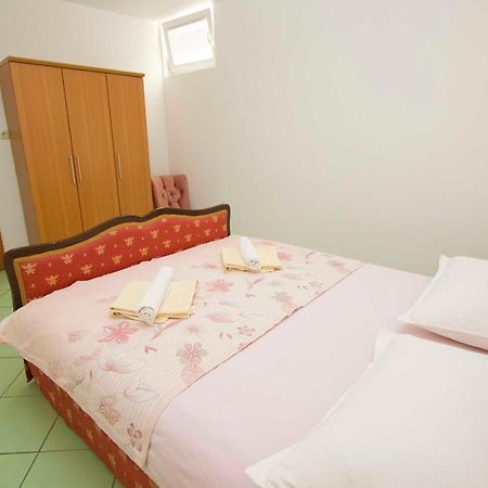 Apartments Srdjan Makarska Esterno foto