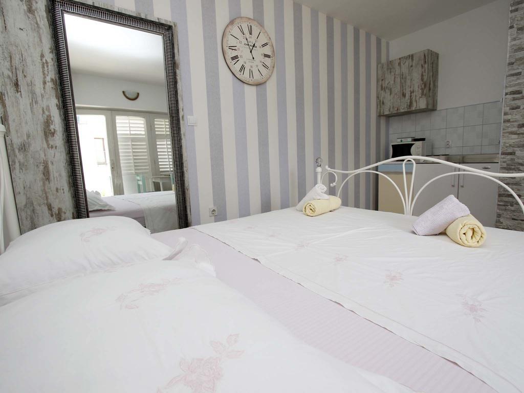 Apartments Srdjan Makarska Esterno foto